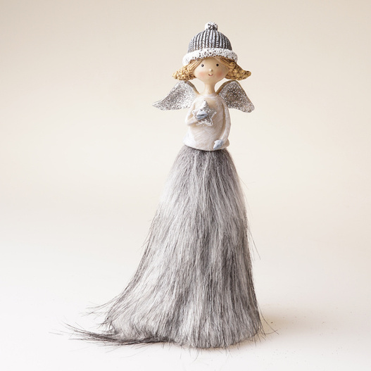 Figurka aniołek ze srebrną gwiazdką w czapeczce