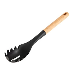 Łyżka do makaronu z drewnianym trzonkiem 33cm