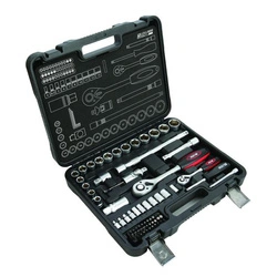 Zestaw kluczy nasadowych CrV HARTSSON 72szt Dedra