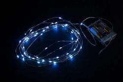 Lampki na baterie 50 LED 5m drucik/ biały zimny timer 6/18H