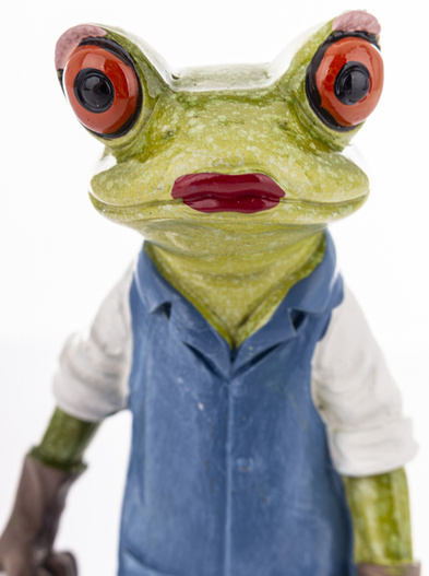 Figurka Żaba zielona sprzątająca 16cm