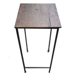 Stolik / kwietnik metalowy czarny z drewnianym blatem 80x34cm