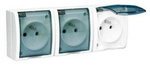 Gniazdo elektryczne potrójne Simon Aquarius białe