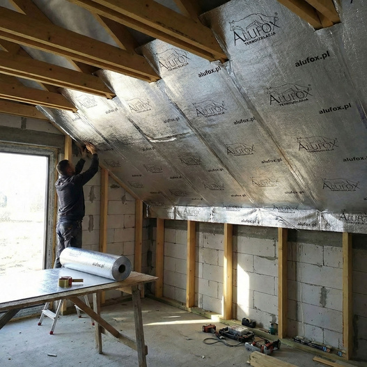 ALUFOX FOLIA TERMOIZOLACYJNA 27M2+1X TAŚMA GRATIS
