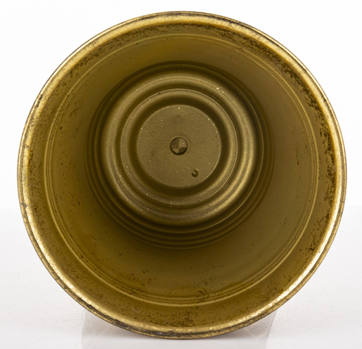 Kielich metal na falowanej nóżce złoty 26,5 cm