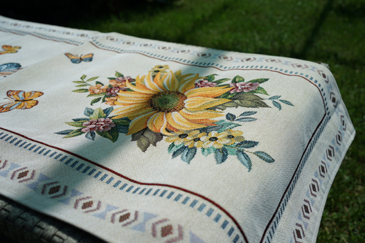 Bieżnik na stół Słoneczniki, Motyle 45x140cm Chenille 