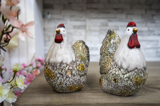 Kogut ceramiczny beżowo- brązowy, czerwony grzebień 15,5 cm