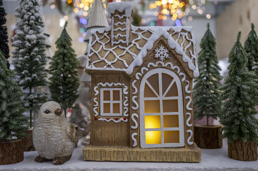 Domek LED ceramiczny piernikowy 32x23x11cm