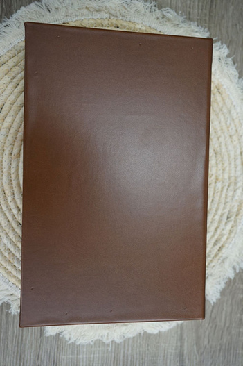 Pudełko metalowe książka brązowa 30x20x7 cm