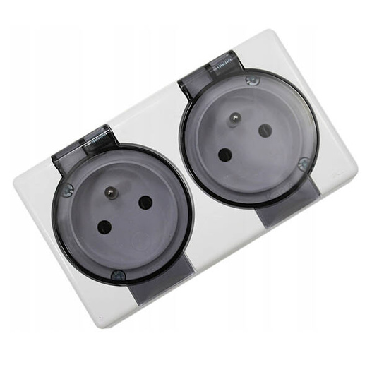 Gniazdo podwójne z uziemieniem białe klapka Karlik Senior