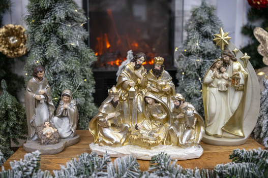 Szopka Święta Rodzina beżowa, złota gwiazda 26 cm