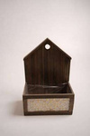 Skrzynka/Osłonka drewniany brązowy domek 34x23 cm