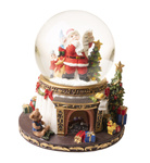 Kula śnieżna Święty Mikołaj LED z pozytywką 18 cm